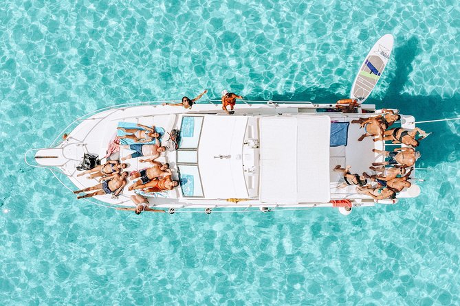 7 hours Boat trip to Lampedusa lunch, SUP and Snorkeling - Lunch on the water: what you’re really paying for