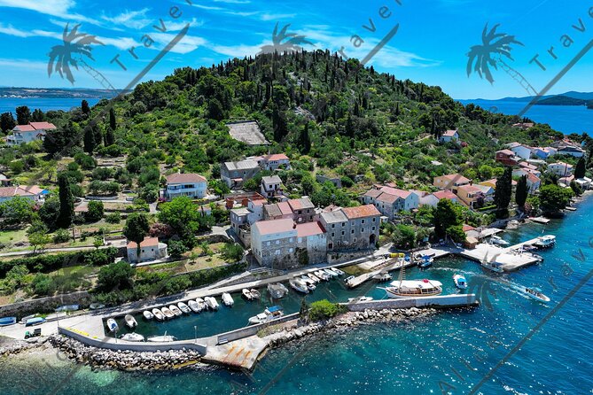 Adrenaline Adventure on Speedboat with 3 stops and Snorkeling - Stop 1: Pjescana Uvala (Kostanj) for Sandy-Bottom Snorkeling