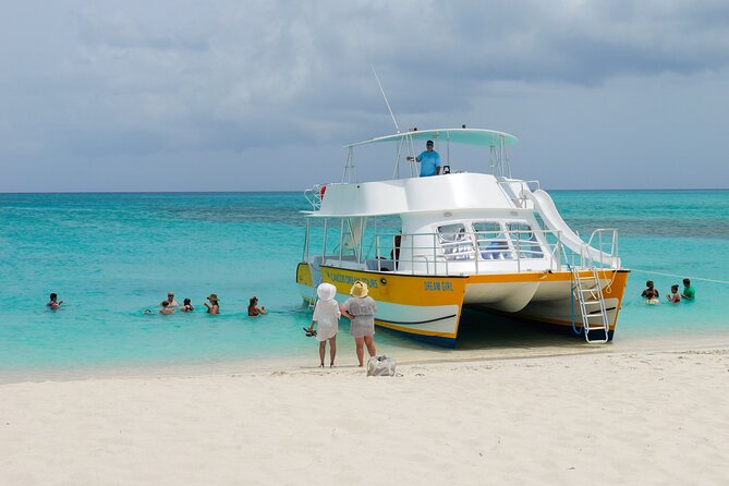 Afternoon Half Day Cruise from Providenciales with Snorkeling and Iguana Island - Drinks and lunch on board: included, but plan around the timing
