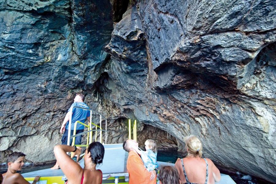 Alcudia: Caves & Coastline Boat Trip w/ Snorkelling - The east-coast route: why riding the coast beats hopping viewpoints