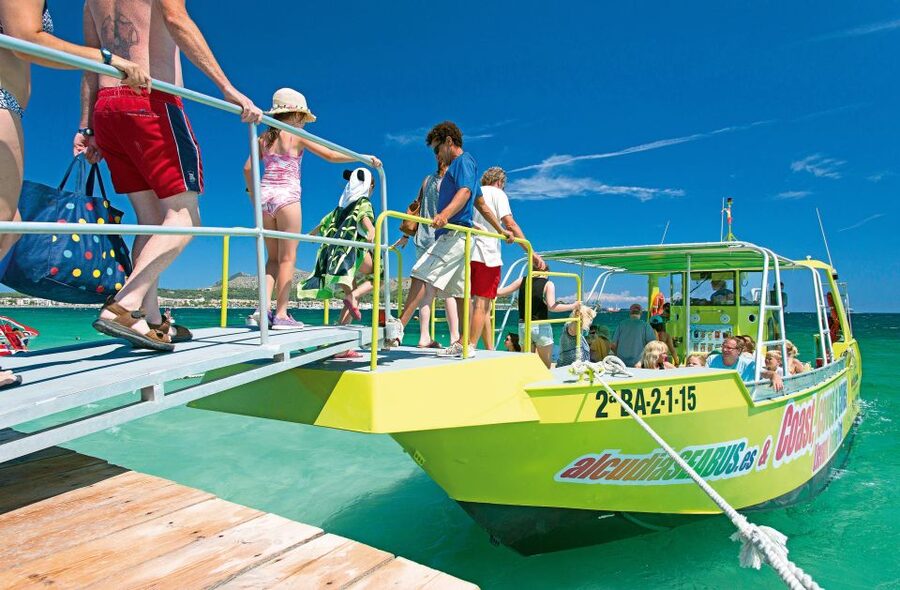 Alcudia: Caves & Coastline Boat Trip w/ Snorkelling - Snorkelling with provided masks: your best chance to see marine life