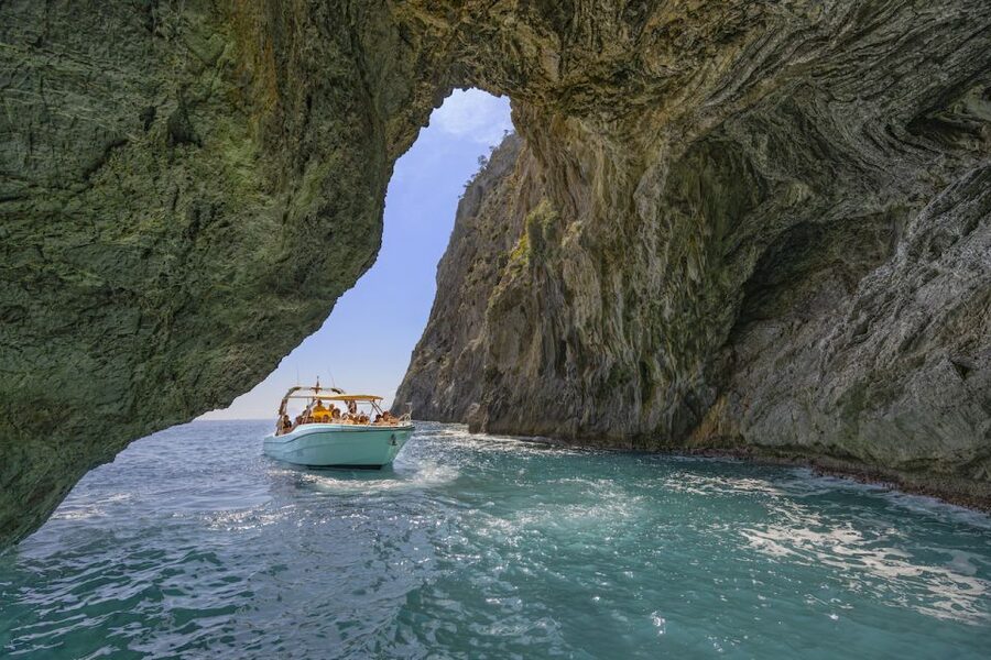 Alcudia: Pirate Cave, Parc Natural & Snorkel - Pirate Cave Snorkeling: Blue-Light Swims With Fish