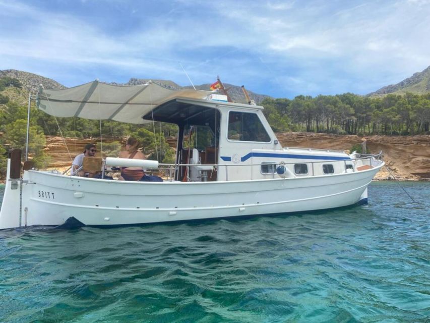 Alcudia: Traditional Wooden Boat Trip with Snorkeling - Boat comfort and how the day feels with just a few people