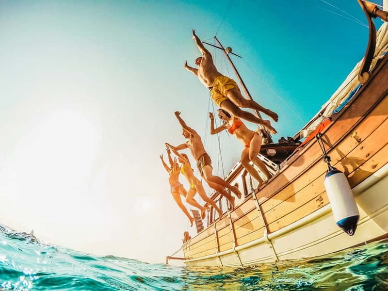 Amalfi Coast: Boat and Snorkeling Tour with Fruit & Drinks - Getting ready: safety briefing, then straight to coast mode
