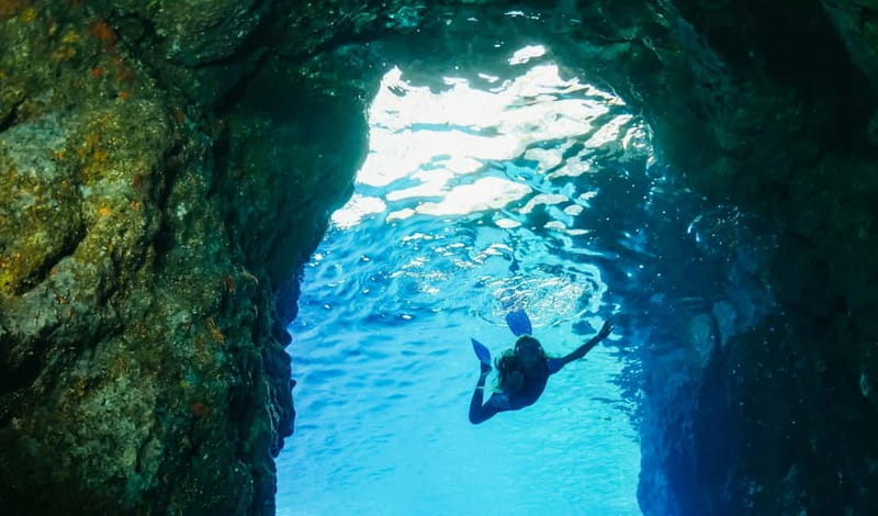Amalfi Coast: Boat and Snorkeling Tour with Fruit & Drinks - Conca dei Marini swim break plus the onboard aperitif flow