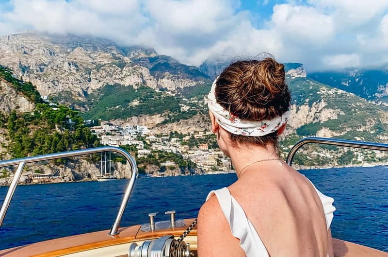 Amalfi Coast: Boat and Snorkeling Tour with Fruit & Drinks - Praiano’s Africana Grotto and that light-refraction color