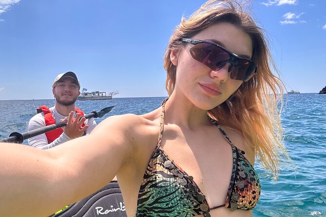 Amalfi Coast : Kayak-Snorkeling tour Pandora Cave & Hidden beach - Guides, safety, and group size: the difference between fun and stressful