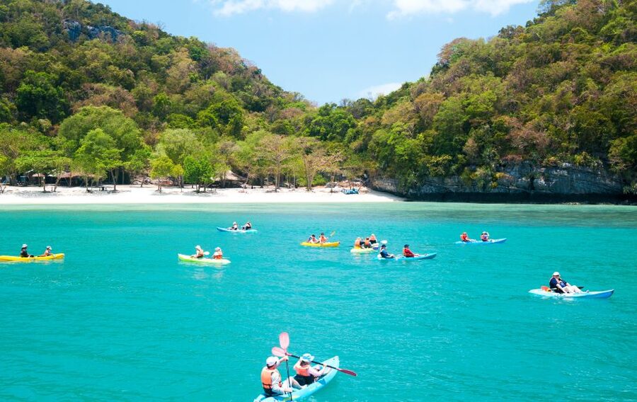 Ang Thong: Marine Park Full-Day Kayaking & Snorkeling Tour - Getting to Nathon Pier: hotel pickup and the boat setup