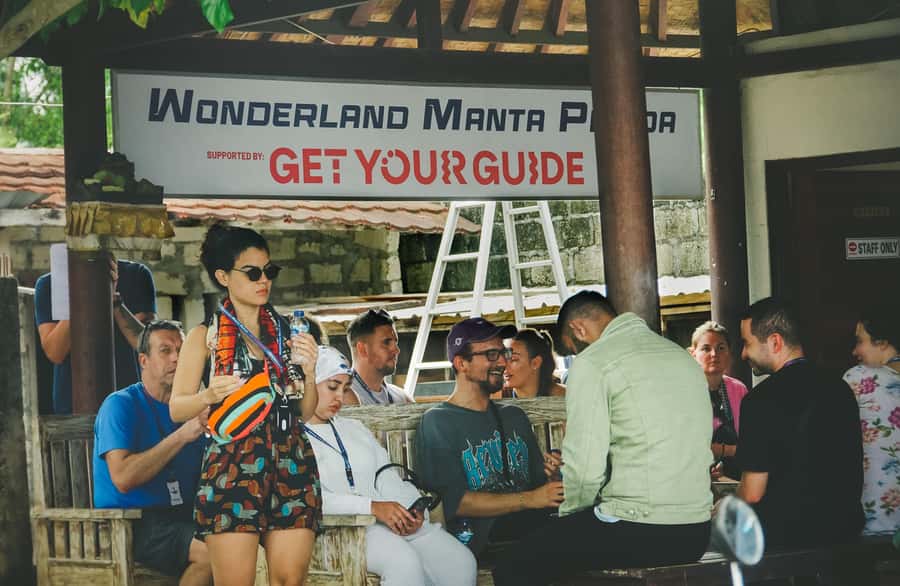 Bali/Nusa Penida: Manta Point Snorkeling & West Coast Tour - Equipment, photos, lunch, and what to bring (so the day stays easy)