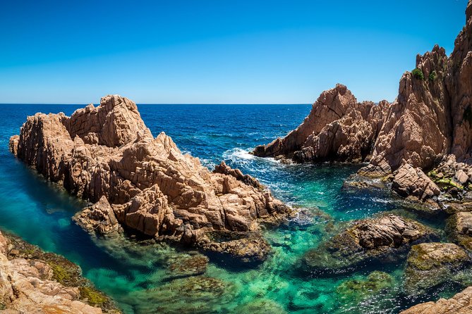 Barcelona: Costa Brava Easy Hike, Snorkel, Cliff-Jump & Meal - The Famous Walking Section: Gazebo Views and Hidden Access