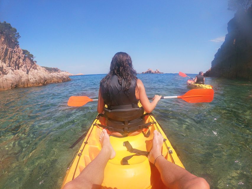 Barcelona: Costa Brava Kayaking & Snorkeling Tour with Lunch - Arc de Triomf to S’Agaró: the pace and the meet-up that matters