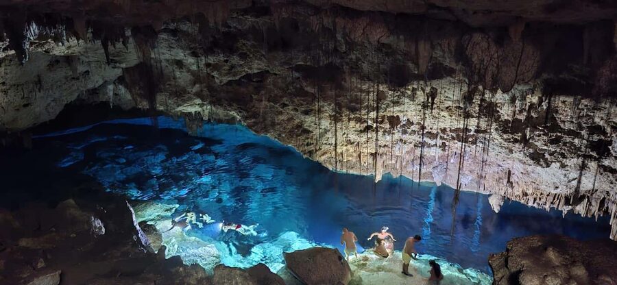 Bayahibe: National Park Jungle Walk & Snorkeling in Cenotes - Safety briefing and the Gaëlle-and-Julien factor