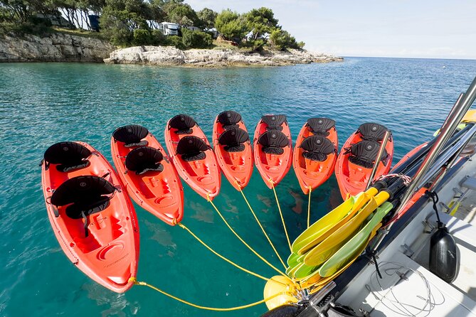BOAT & KAYAK! Sea Adventure - Snorkeling & Cliff Jumps - GoPro Photos and the End-of-Trip Picture Moment