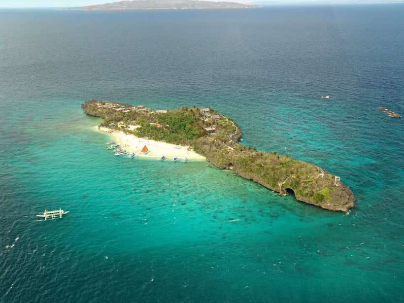 Boracay: Island and Beach-Hopping Boat Tour with Snorkeling - Magic Island and the optional entrance costs