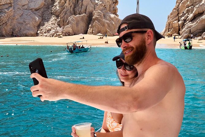 Cabo Blue Snorkeling Cruise, Open Bar and Lunch in Cabo San Lucas - Open bar and lunch on board: the real value play