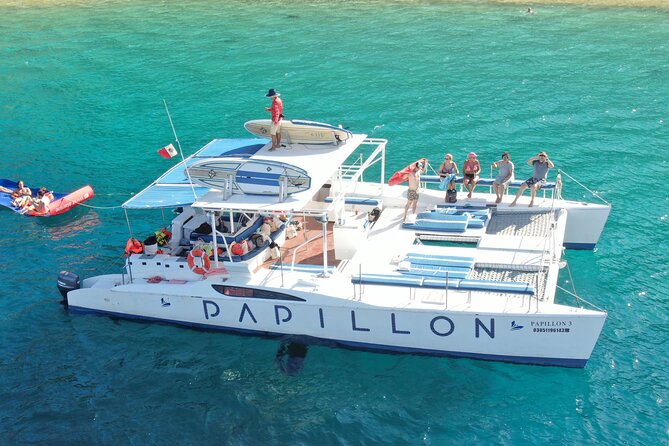 Cabo San Lucas All-Inclusive Private Catamaran Snorkeling Cruise - Open bar and lunch: how the included food/drink changes the mood