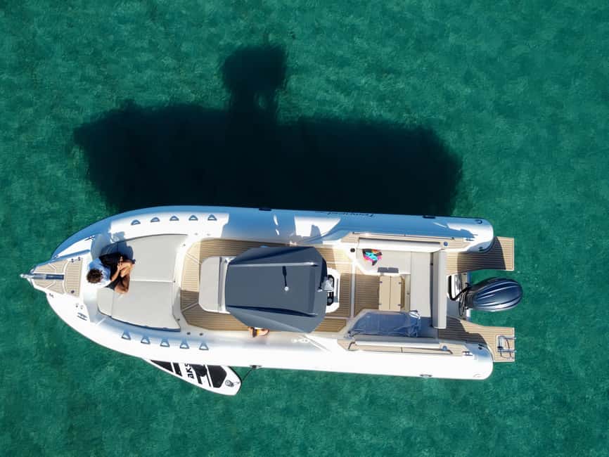 Cagliari: Coastline Cruise with Drinks and Snorkeling - Stop-by-stop: what each swim break is like