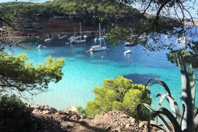Cala Salada and Unspoiled North Beach Tour. Snorkelling and Aquarium - Cala Gracio views and the first water break: when you want action