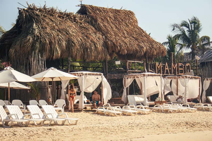 Cartagena: Rosario Islands Day Tour with Snorkel & Lunch - What to bring (and how to keep the day from getting annoying)