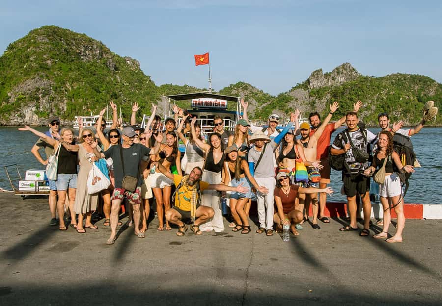 Cat Ba: Lan Ha & Ha Long Bay Kayak & Snorkel Boat Tour - Key things to know before you go