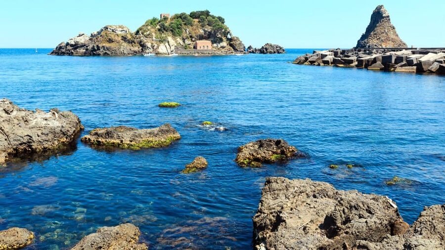 Catania: Boat Trip with Aperitif, Prosecco and Snorkeling - The boats and crew: Emmanuel vs Piper, and why it affects your comfort