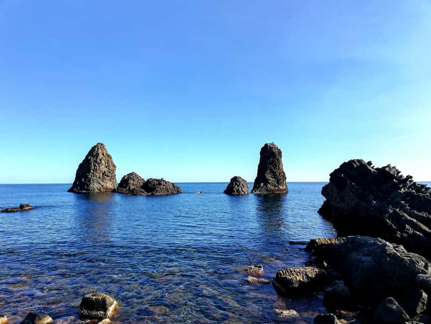 Catania: Cyclops Coast Cruise with Appetizer & Snorkeling - Sailing Time and the Crew’s Role