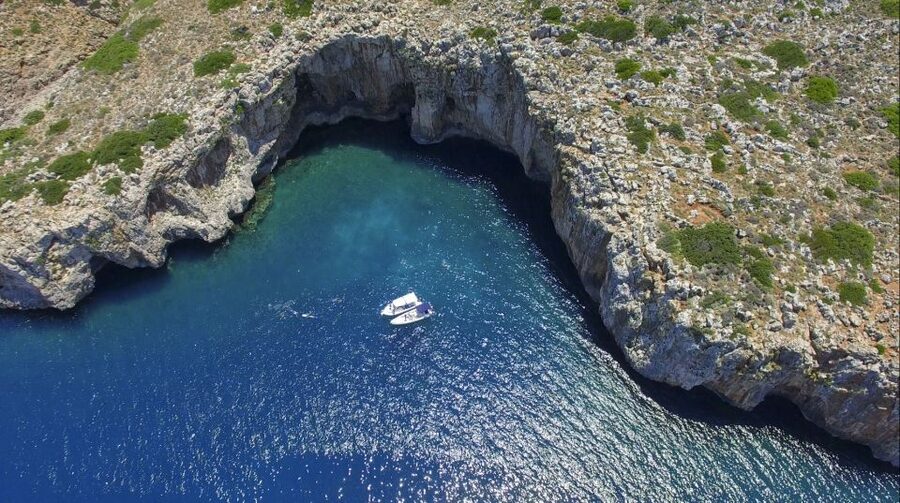 Chania: Boat Trip with Guided Snorkeling & Stand-Up Paddling - Food, Water, and the Free Photo Souvenir That Actually Works