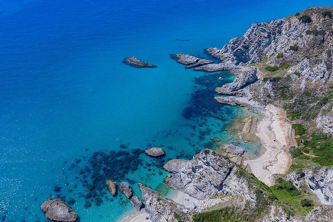 Coast of the Gods snorkeling tour: the best you can find. - From Spiaggia Santa Maria to Grotticelle: fishing village start, then clear-water snorkeling
