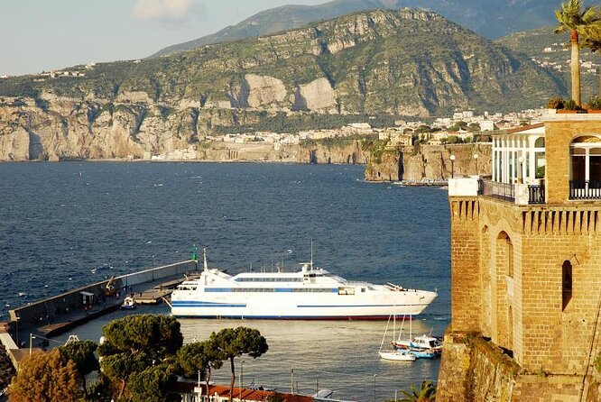 Day to Night Capri Boat Tour with Swim, Snorkel & Aperitif - Key Things That Make This Tour Worth Your Time