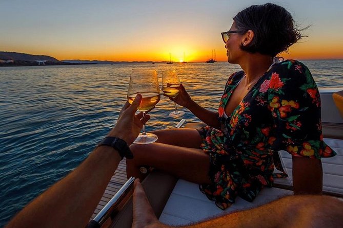 Day to Night Capri Boat Tour with Swim, Snorkel & Aperitif - From Sorrento, Up and Over to Capri (Without Stress)