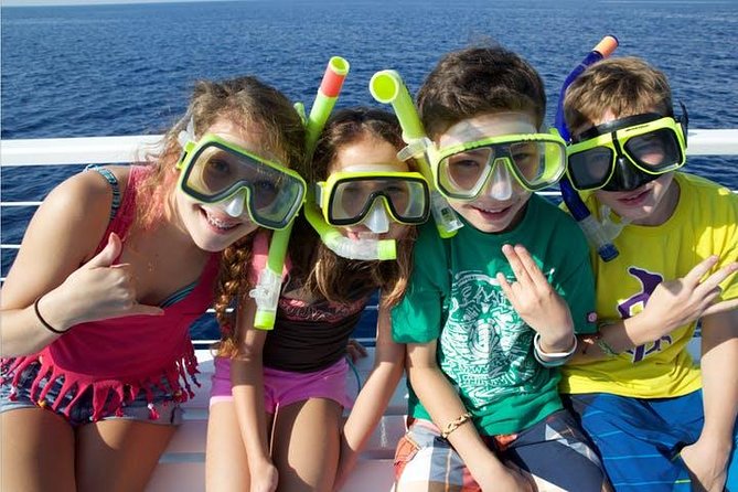 Deluxe Snorkel & Dolphin Watch Aboard a Luxury Catamaran from Kailua-Kona - Kailua-Kona check-in and boarding: what your morning looks like