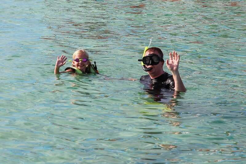 Destin: Snorkeling Cruise with 2 Stops and Dolphin Watching - Safety and crew vibe: USCG-licensed captains and trained staff