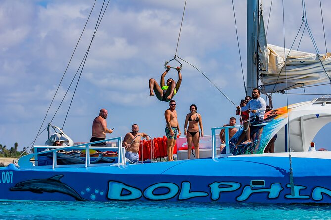 Dolphin Catamaran Snorkel and Sail with Open Bar - Who Should Book This Dolphin Catamaran Snorkel and Sail?