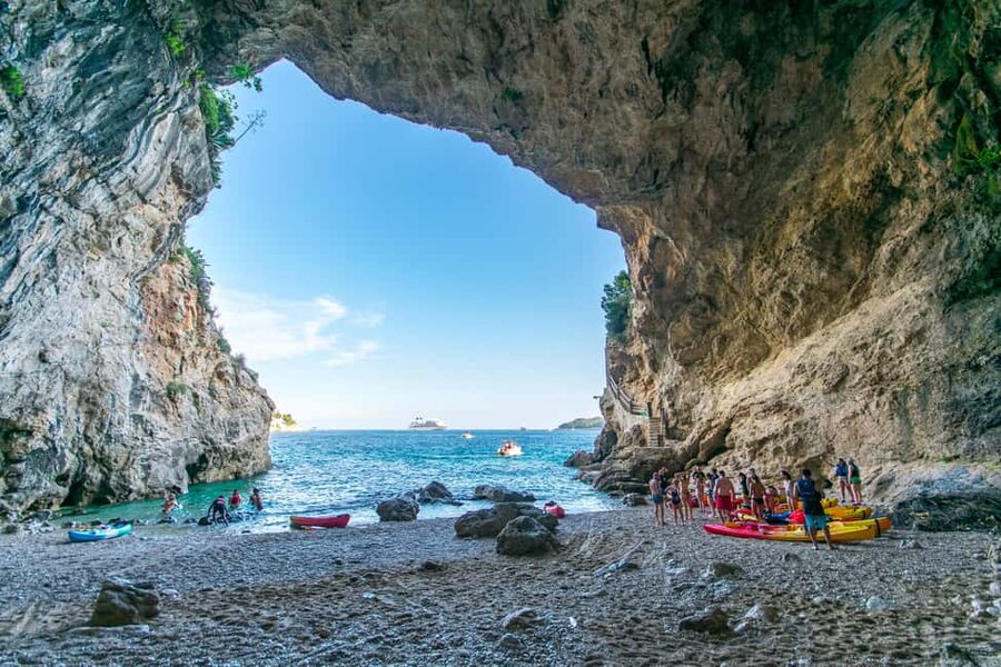 Dubrovnik: 2 or 3-Hour Morning Kayaking & Snorkeling Tour - When Wind and Waves Change the Mood