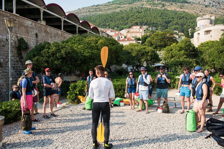 Dubrovnik: Guided Sea Kayaking and Snorkeling Tour - Who should book this Dubrovnik kayaking and snorkeling tour