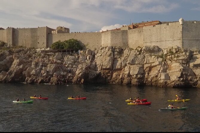 Dubrovnik: Sunset Kayaking & Snorkeling with water &wine - Who should book this sunset kayak tour