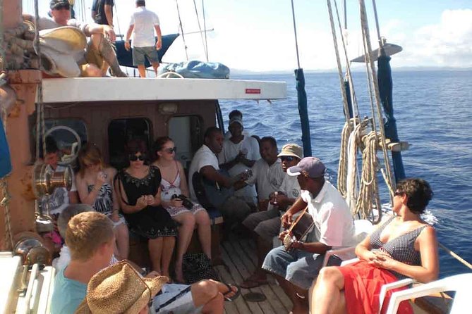 Fijian Islands and Snorkel Full-Day Whales Tale Cruise including Beach BBQ Lunch - Crew energy and respect: what feels great, plus one important caution