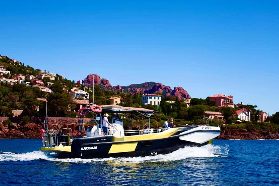 Fréjus: Sea and Creeks Boat Tour with Snorkeling and Drinks - The right traveler profile for this boat tour
