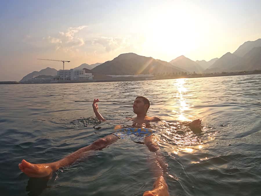 From Dubai: Fujairah Snorkeling with Turtles, Transfer & BBQ - Who this tour is best for (and who should skip it)