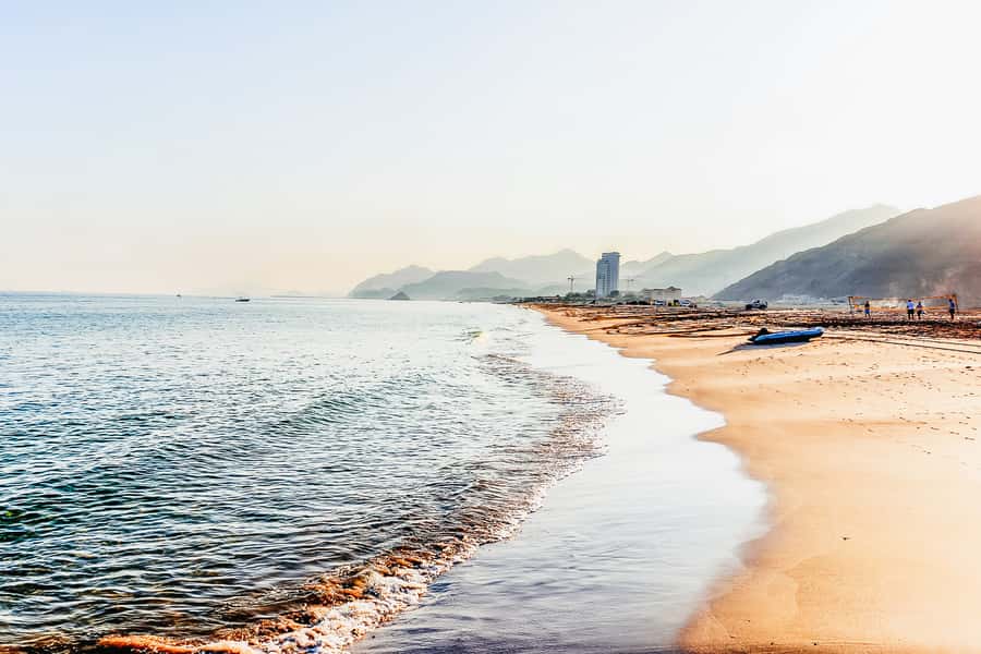 From Dubai: Snorkeling Trip to Dibba Al-Fujairah - Boat Time and Snorkel Stops: What Happens Between Launch and Splash