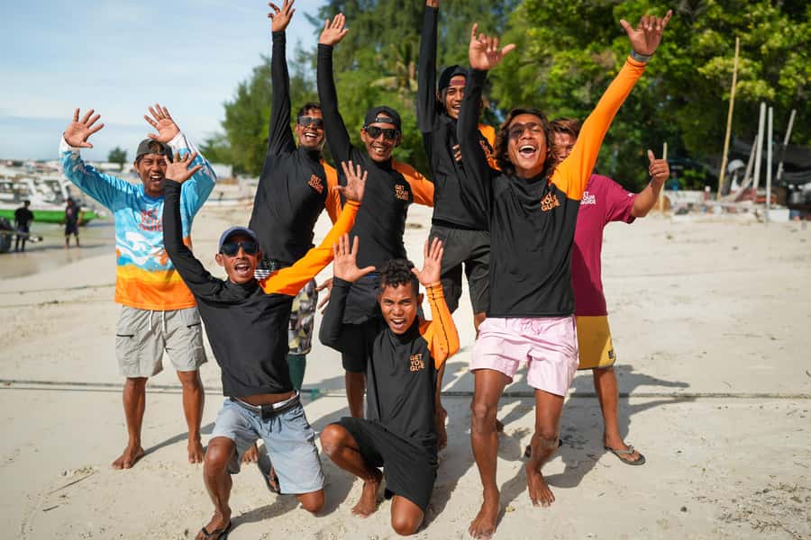 From Gili Air: Snorkeling with Turtles & Underwater Statue - On the boat: safety, comfort, and the GoPro that helps you remember