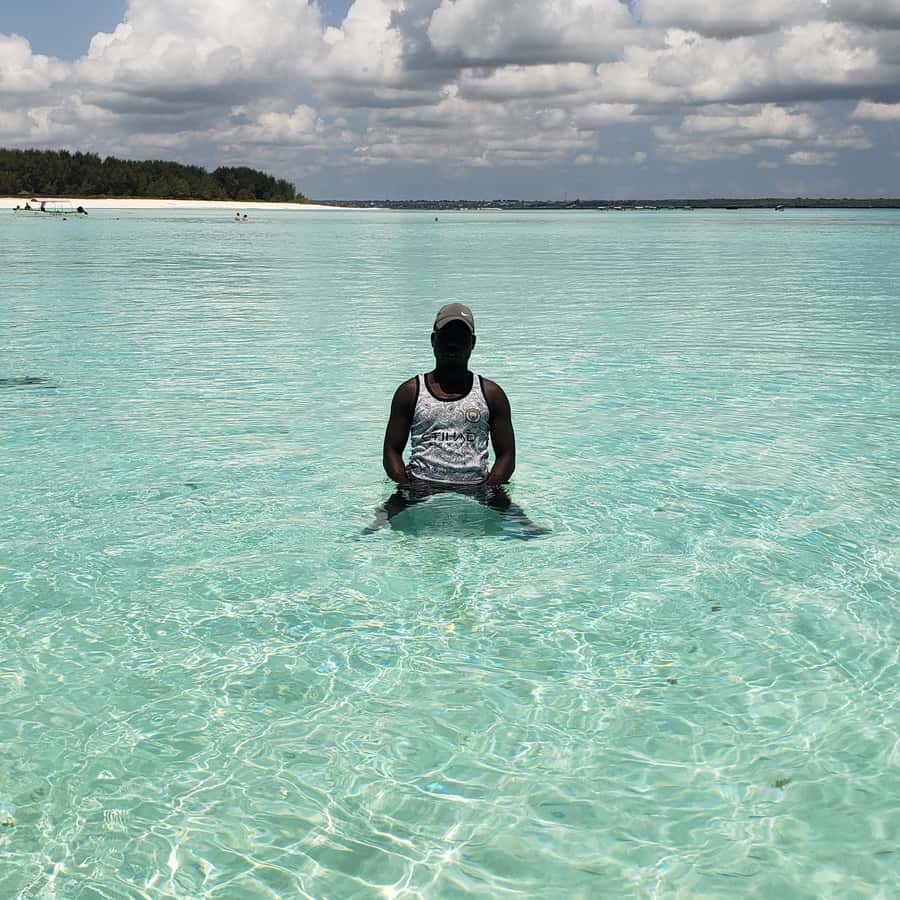 From Kendwa: Mnemba Boat Trip and Dolphin Snorkel Adventure - The disappearing sandbank stop: pure photos, simple downtime, low-tide timing