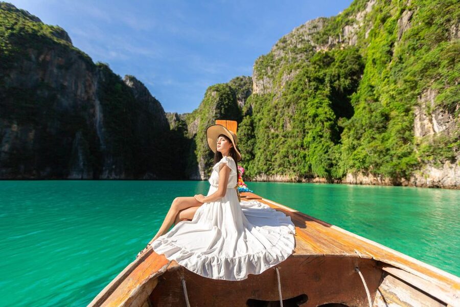 From Phi Phi: Half-Day Longtail Boat Tour with Snorkeling - Maya Bay realities: park fee, crowd levels, and time on the sand