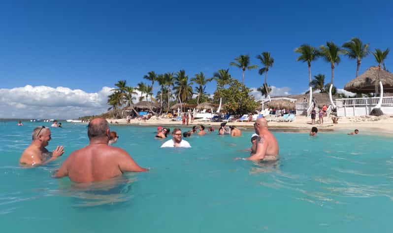 From Punta Cana or Bayahibe: Catalina Island with Snorkeling - What the Live Guide Actually Does (and What It Might Not)