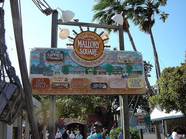 Full-Day Key West Tour and Coral Reef Snorkeling with Open Bar - Key West on One Ticket: What Matters Most