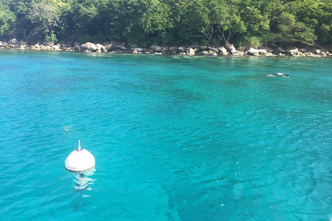 Full-Day Sailing and Snorkeling Excursion to Les Saintes - Small-Group Advantage: safety talk, sailing tips, and calm handling