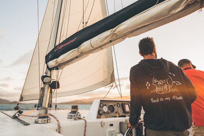 Full-Day Whitsunday Sail and Snorkel Adventure with Lunch - Food and Snacks: How the Lunch Works With a Long Day at Sea