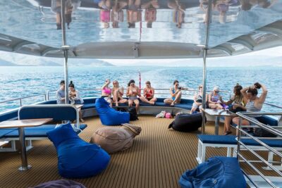 Great Barrier Reef Snorkeling and Diving Cruise from Cairns - Two Outer Reef locations: Saxon or Norman, then North Hastings