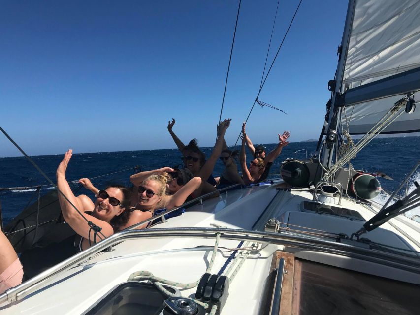 Heraklion: Dia Island Sailing Cruise with Snorkeling - Food and Drinks at Sea: Wine, Greek Classics, and Flexible Menus
