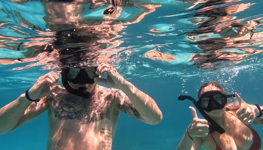 Hurghada: 3-Island Speedboat, Dolphin Watching & Snorkeling - The sandbank moment: Abi Monkar and Juzur Abū Minqār